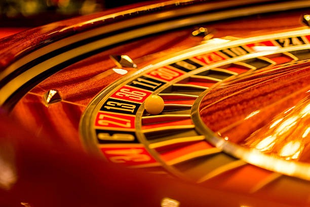 rungkad4d app showing live baccarat table and payment deposit options